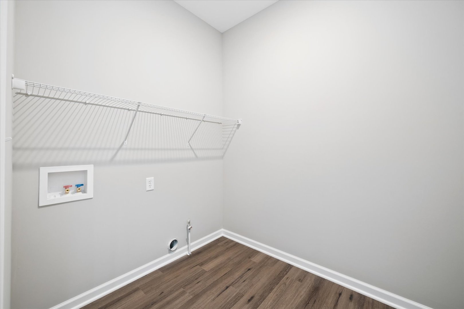 445 Windmill Way Property Photo 13