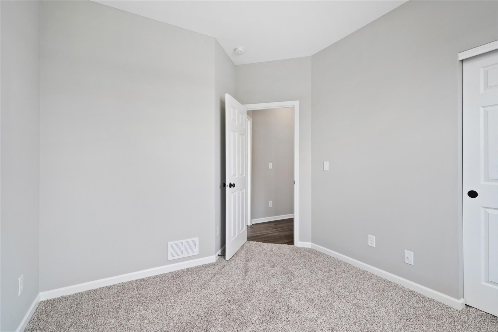 445 Windmill Way Property Photo 23