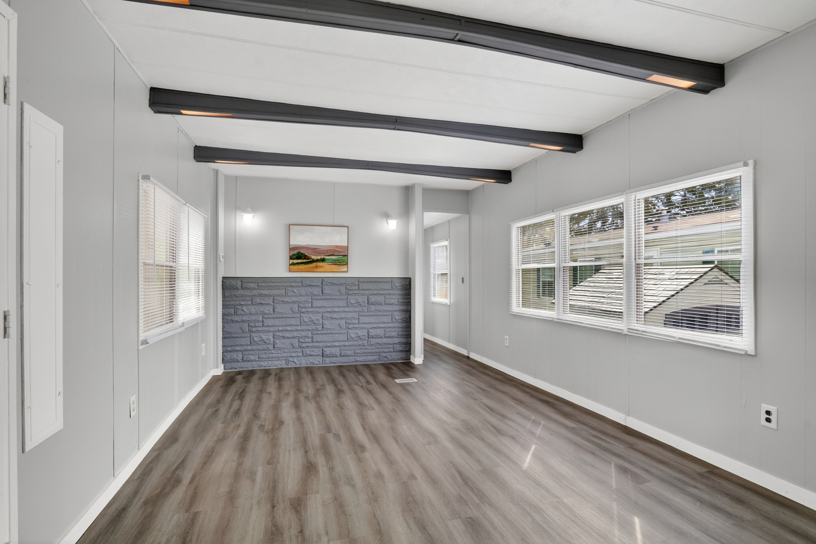 917 Lunga Drive Property Photo 13