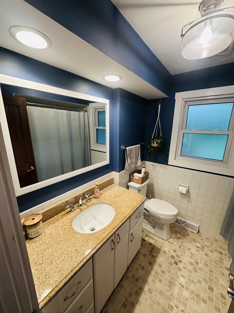 12621209 Property Photo 5