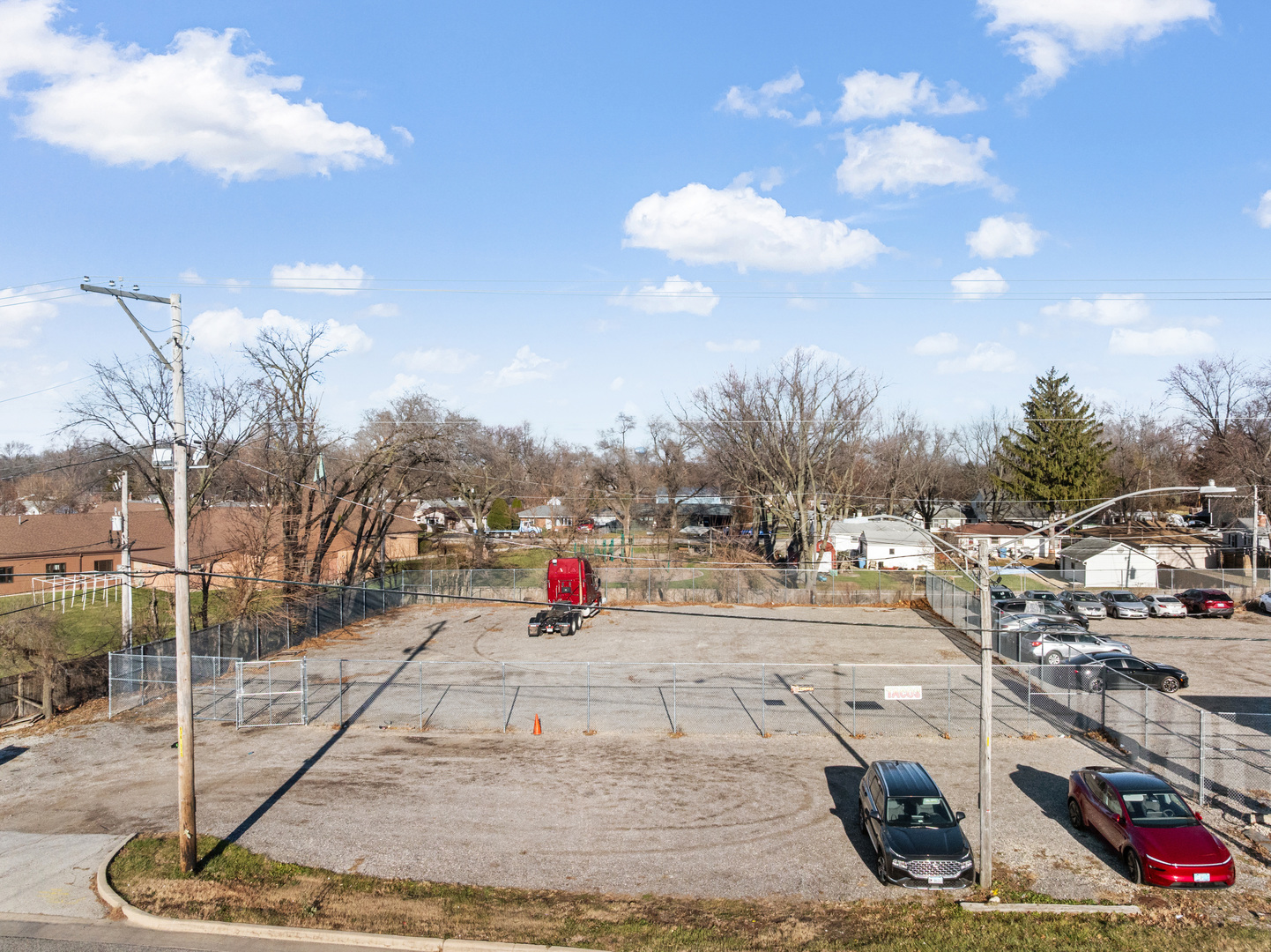 2427 Plainfield Road Property Photo 4