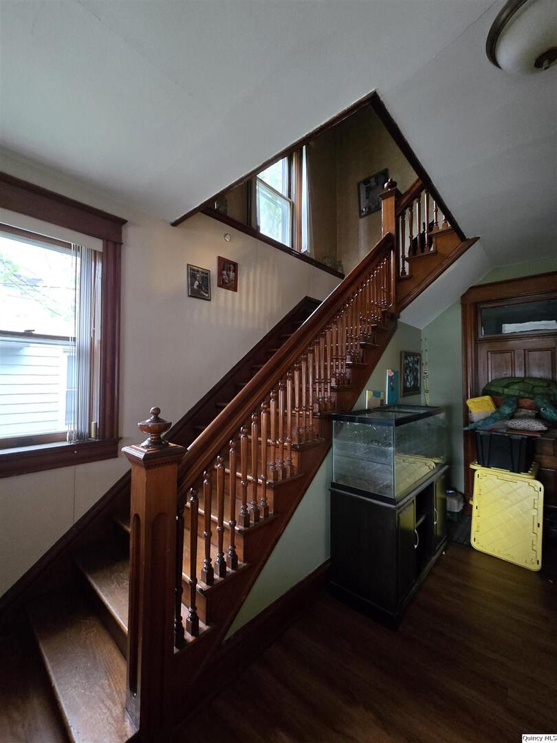 1019 Madison St. Property Photo 4