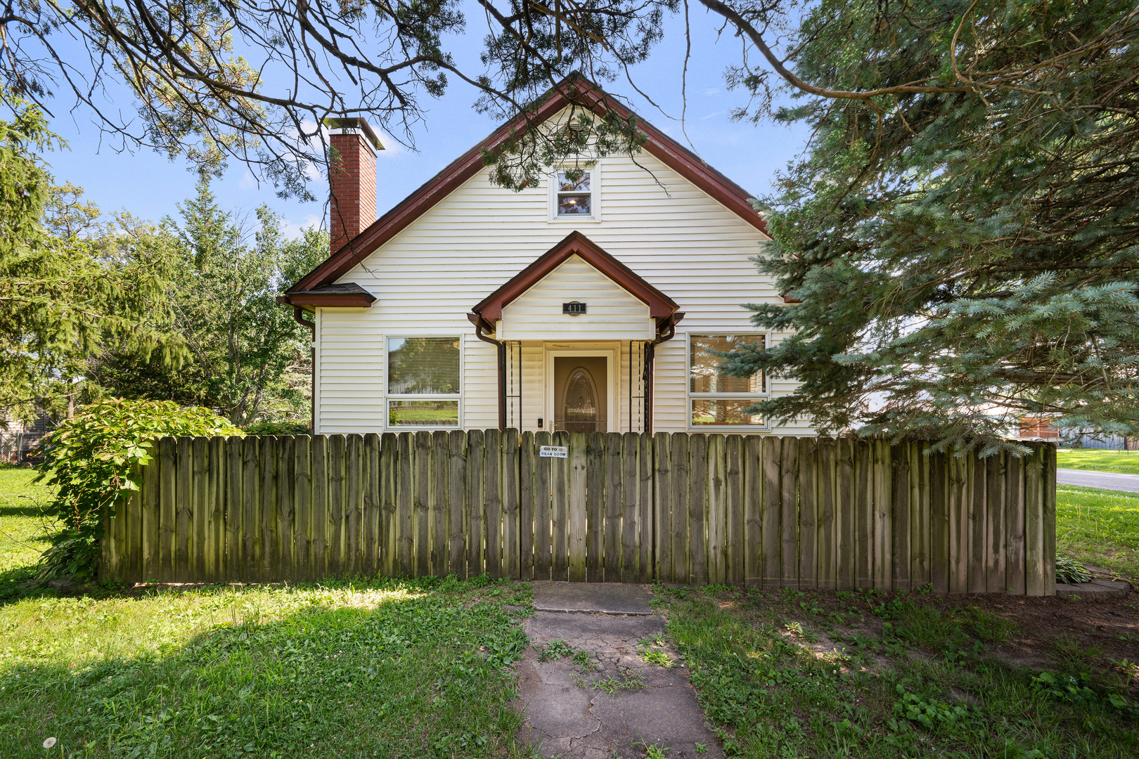 411 3rd Street Property Photo 2