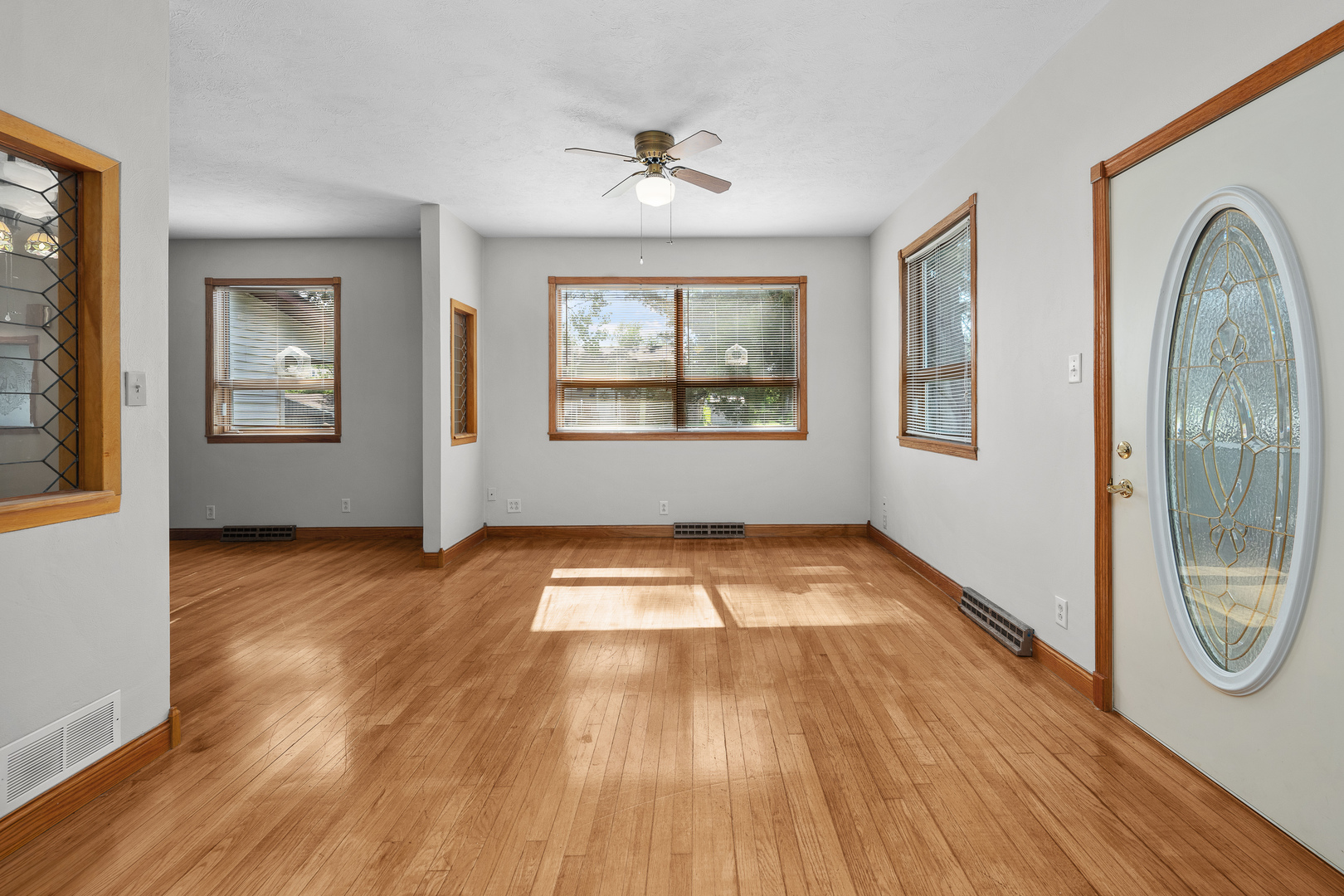 411 3rd Street Property Photo 22