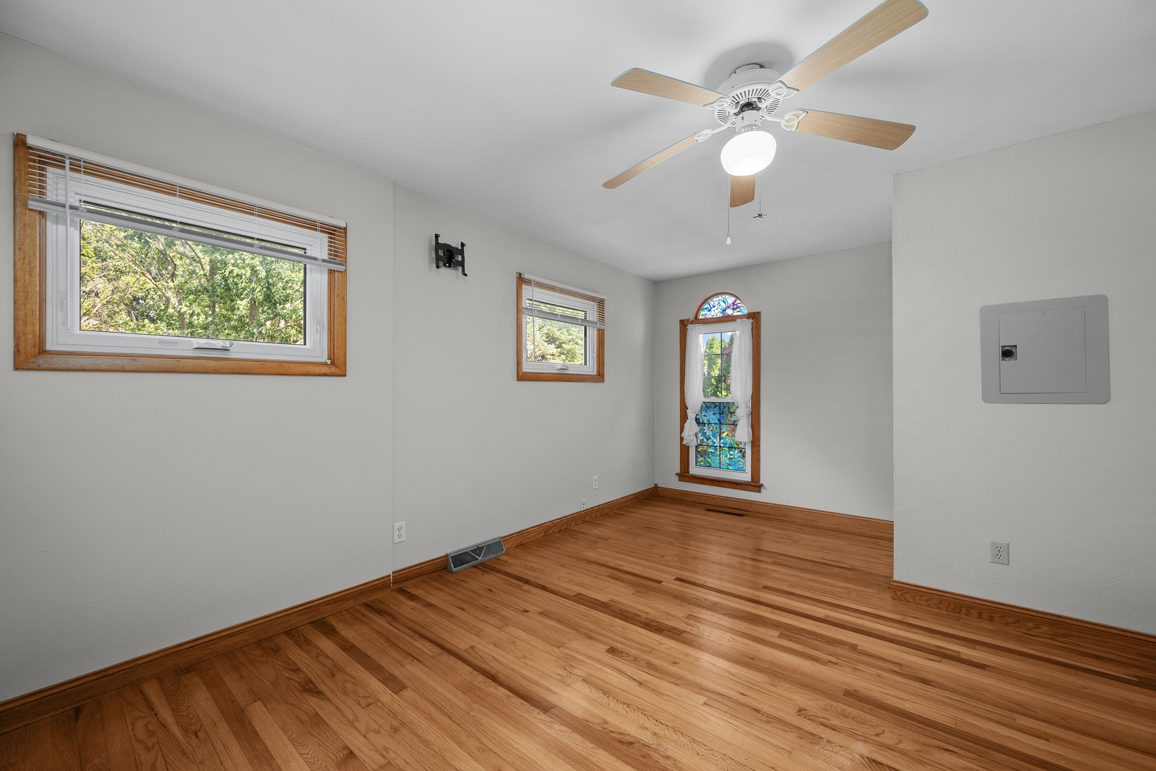411 3rd Street Property Photo 25