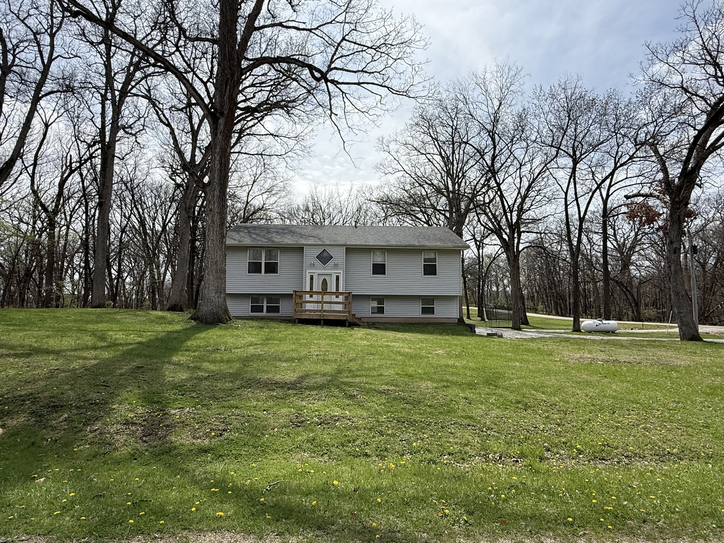 2 Acapulco Drive Property Photo 1