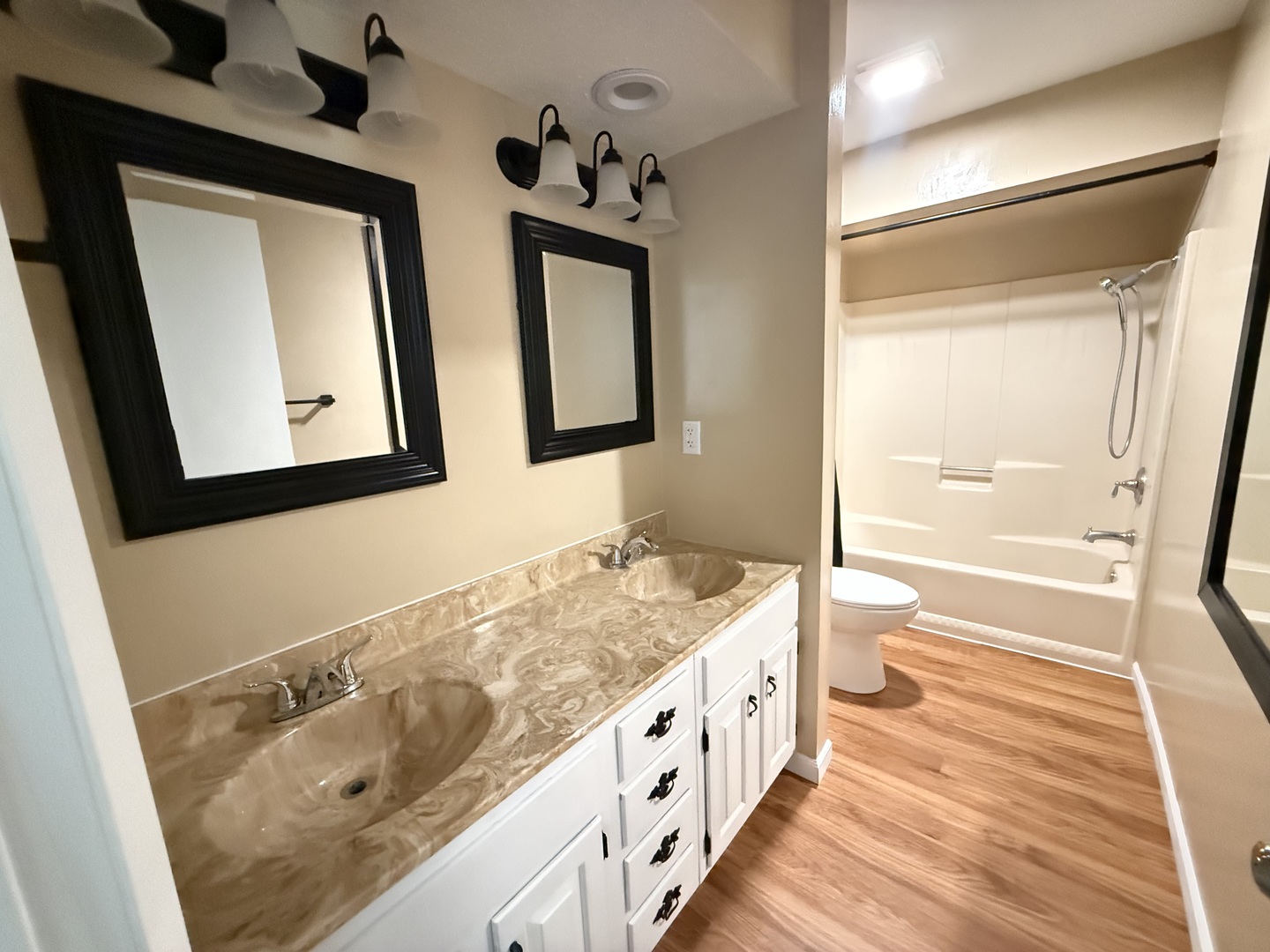 2 Acapulco Drive Property Photo 19