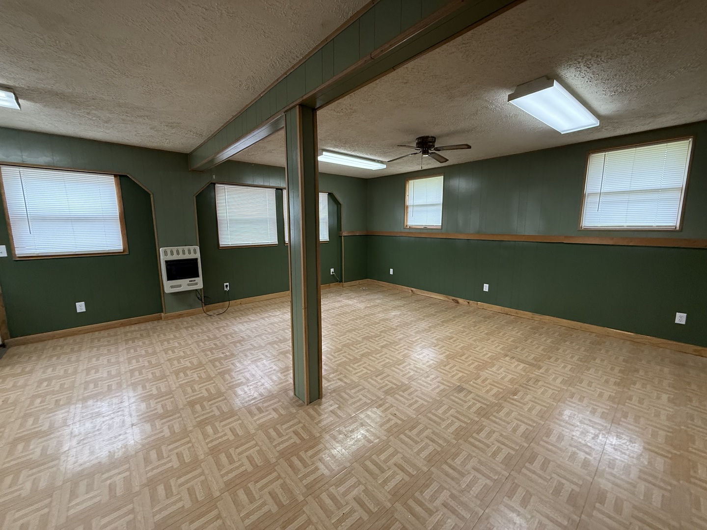 2 Acapulco Drive Property Photo 29