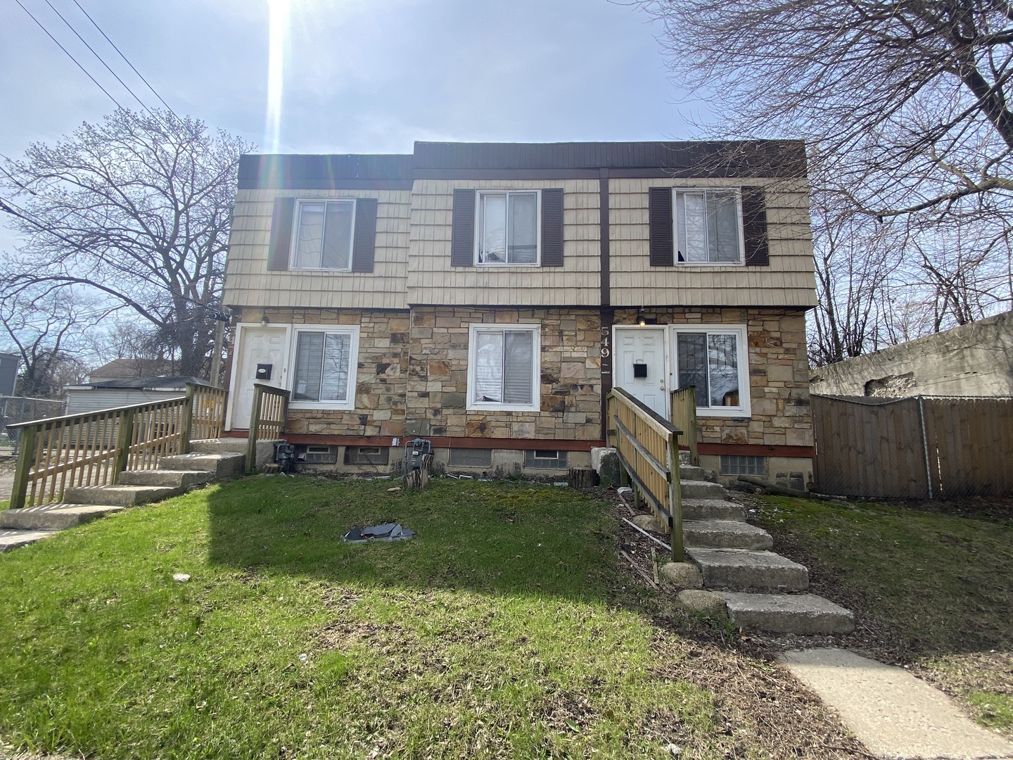 547 W 69th Street Property Photo 1