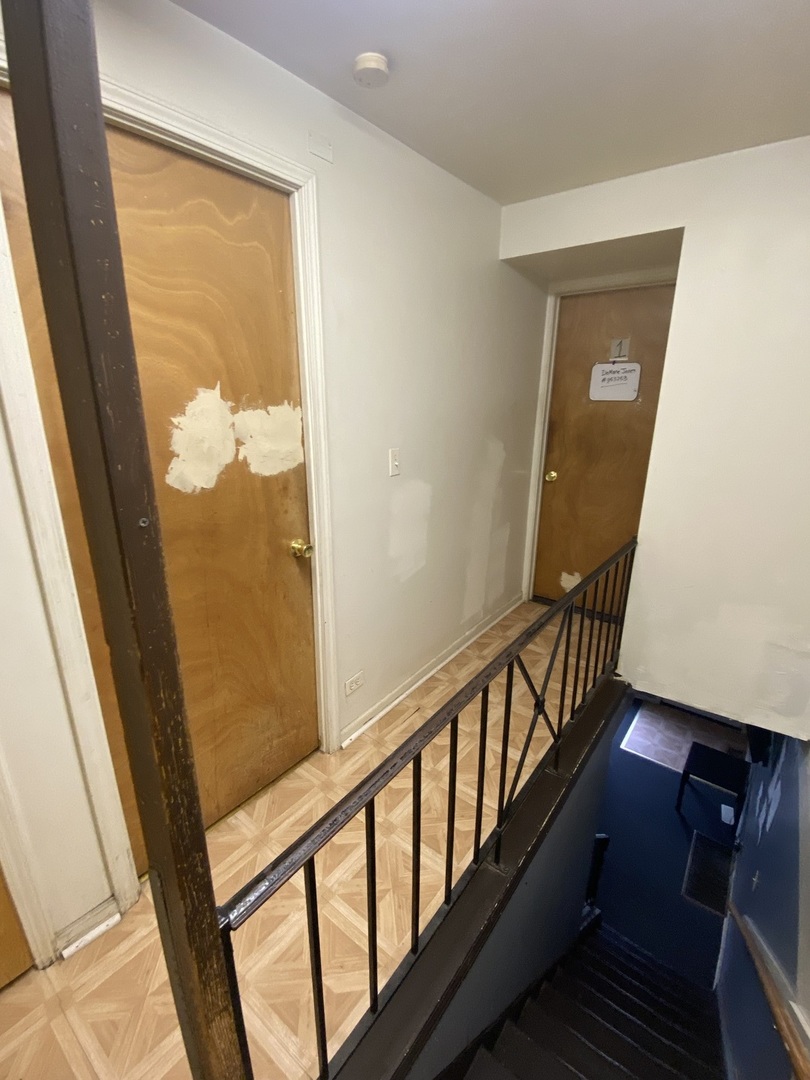 547 W 69th Street Property Photo 5