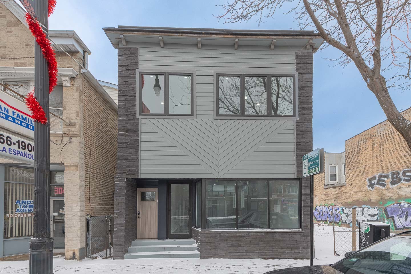 3044 W Irving Park Road Property Photo 1