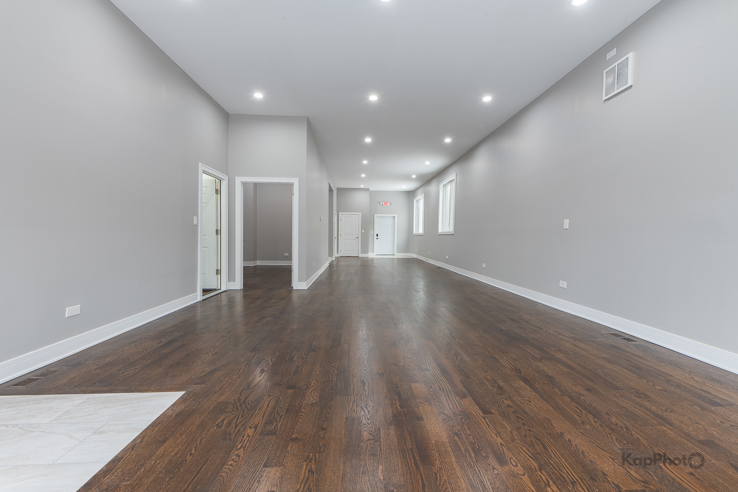 3044 W Irving Park Road Property Photo 7