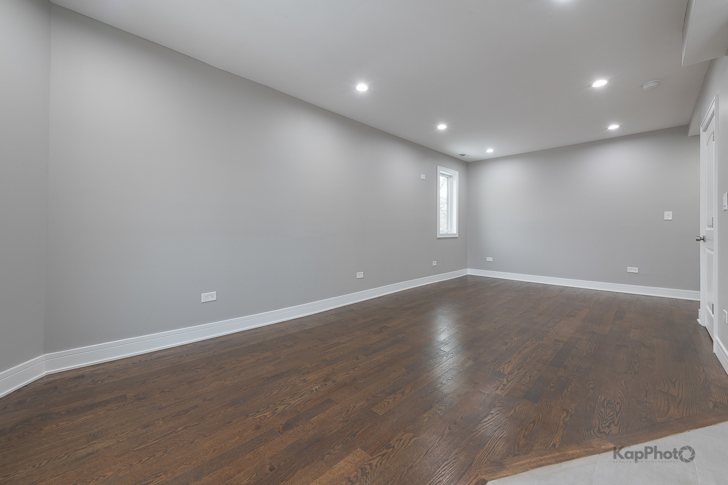 3044 W Irving Park Road Property Photo 19
