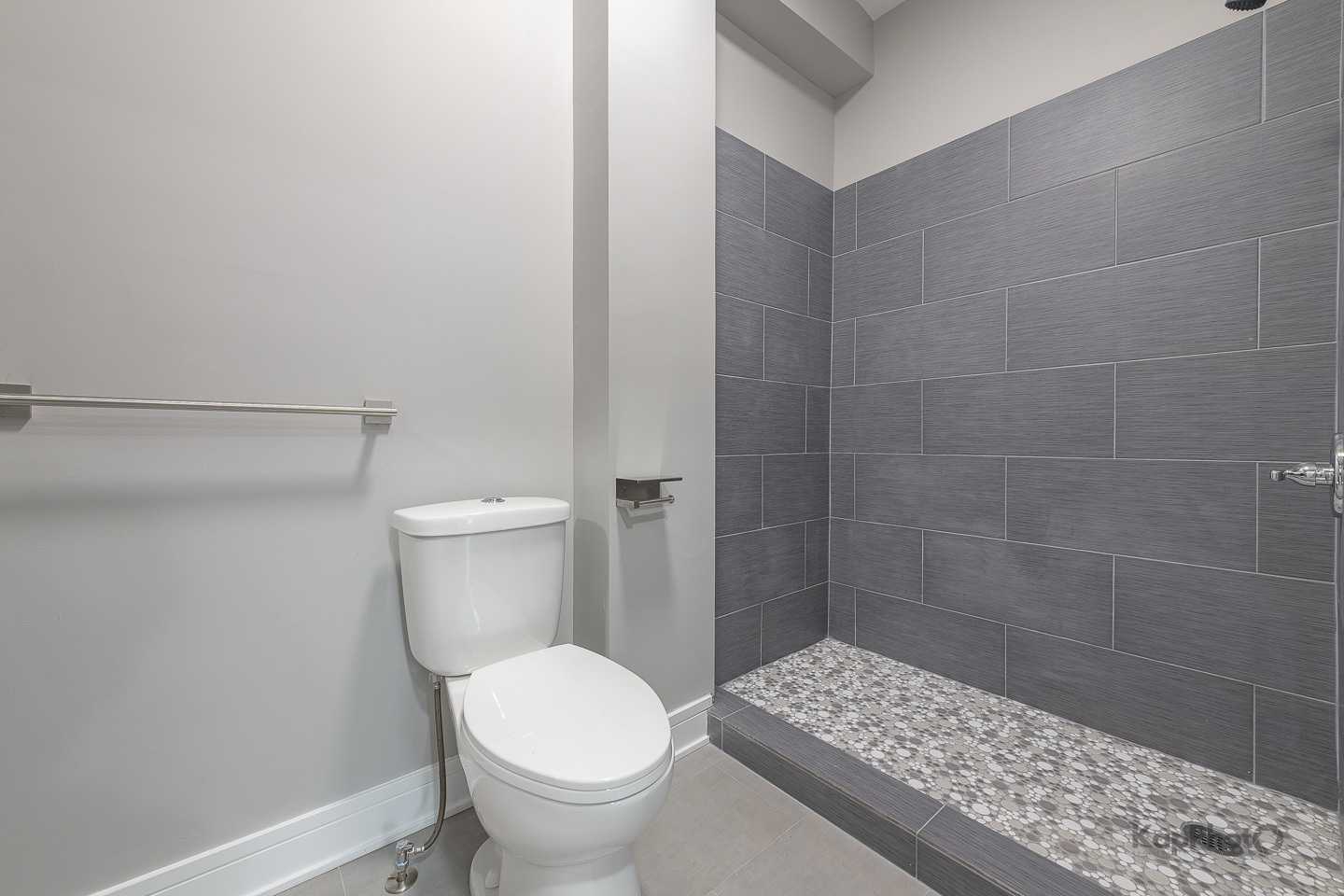 3044 W Irving Park Road Property Photo 26