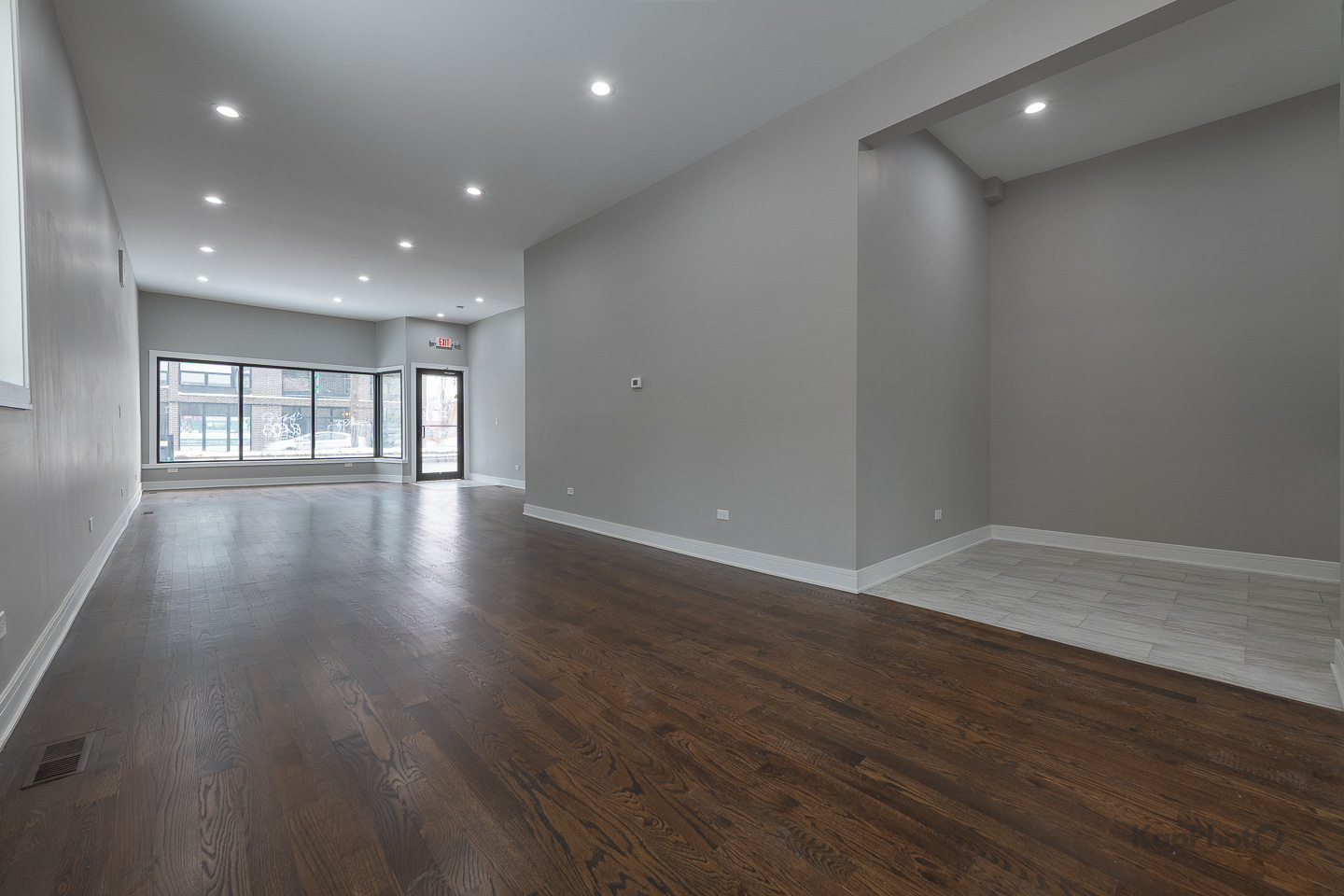 3044 W Irving Park Road Property Photo 2
