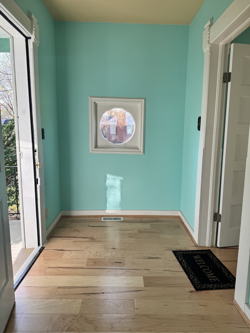 410 3rd Street Property Photo 4