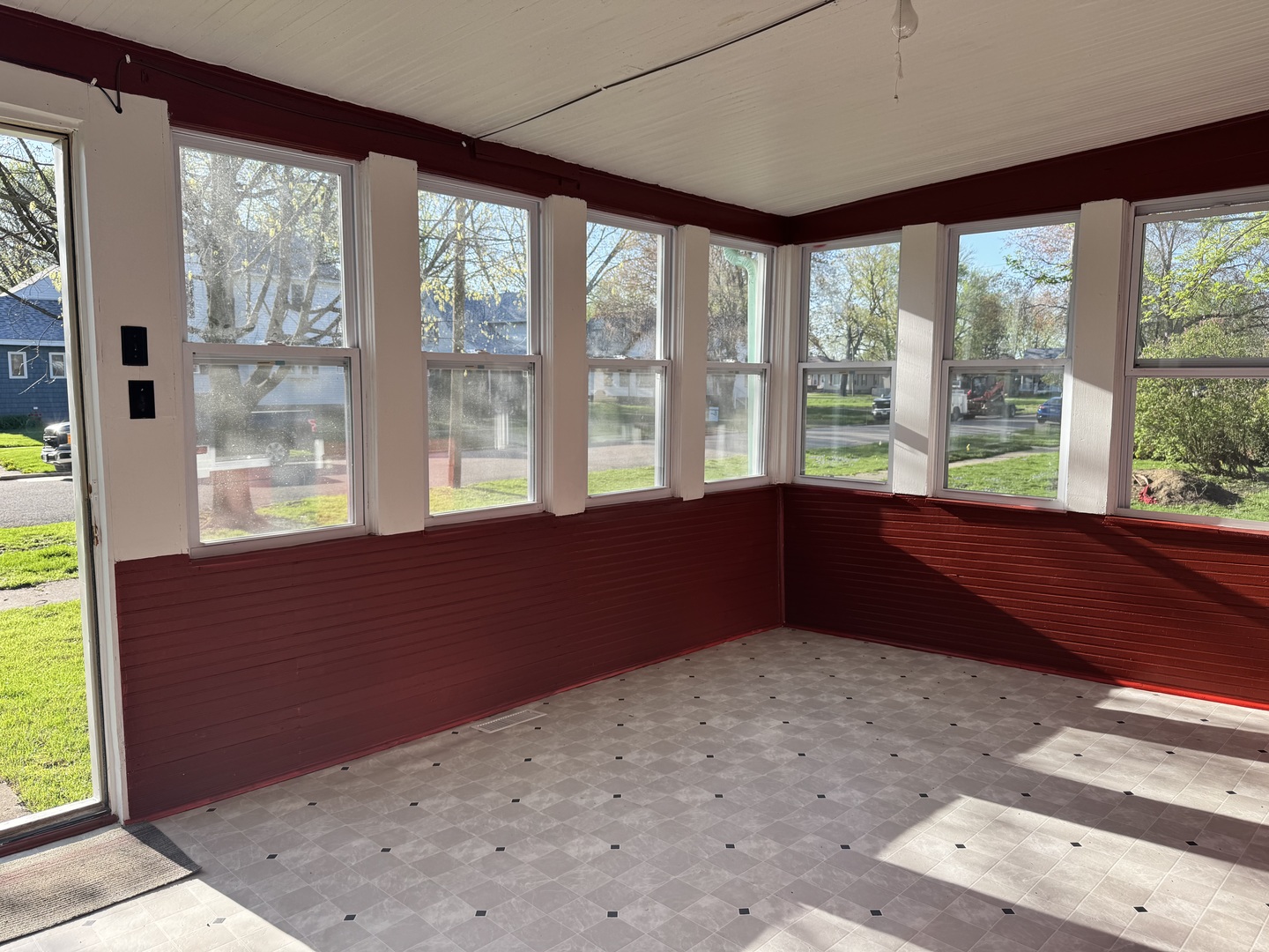 410 3rd Street Property Photo 11