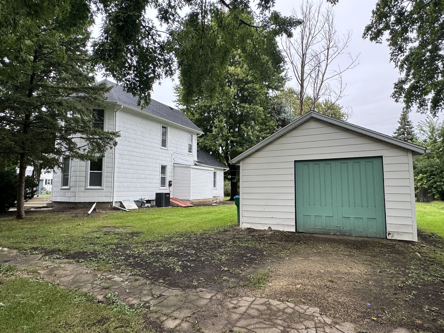 410 3rd Street Property Photo 18