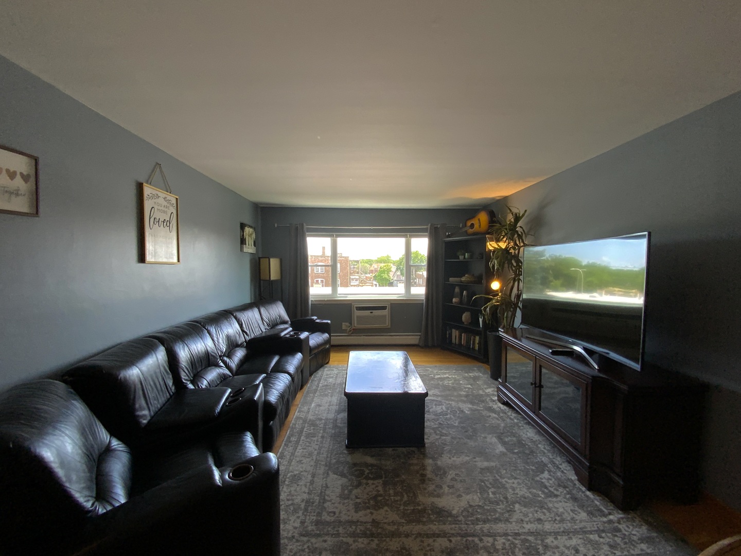 7854 S South Shore Drive 405 Property Photo 8