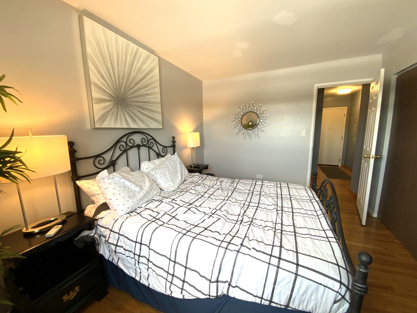 7854 S South Shore Drive 405 Property Photo 10
