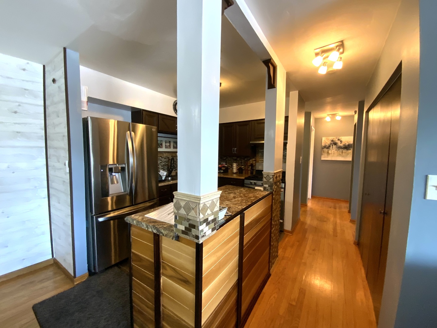 7854 S South Shore Drive 405 Property Photo 12