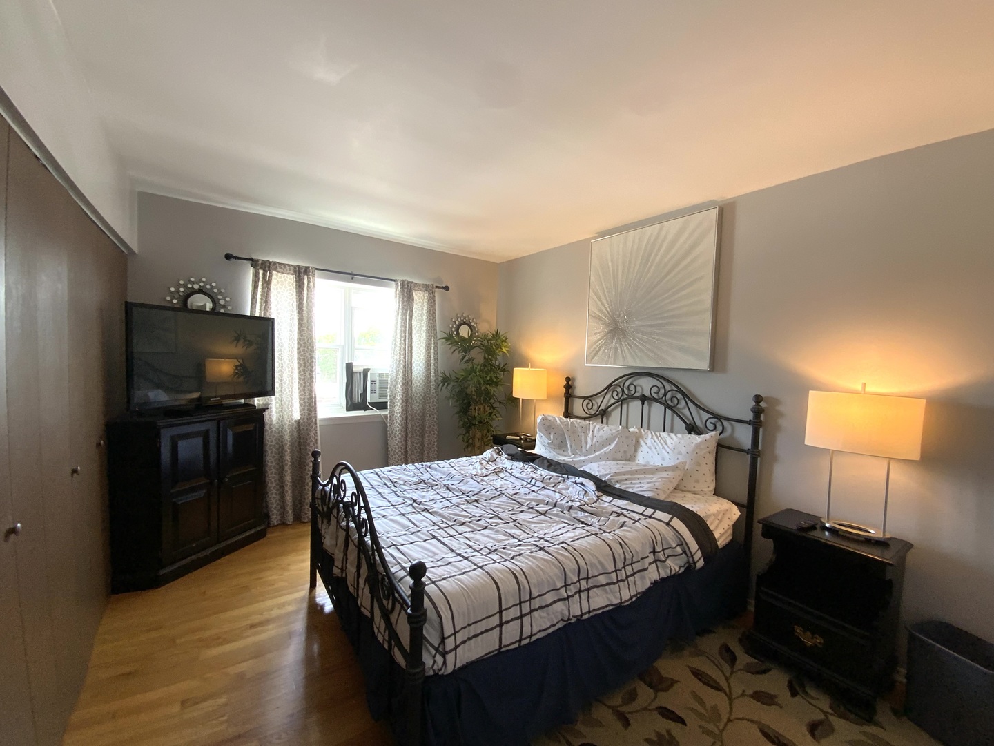 7854 S South Shore Drive 405 Property Photo 13