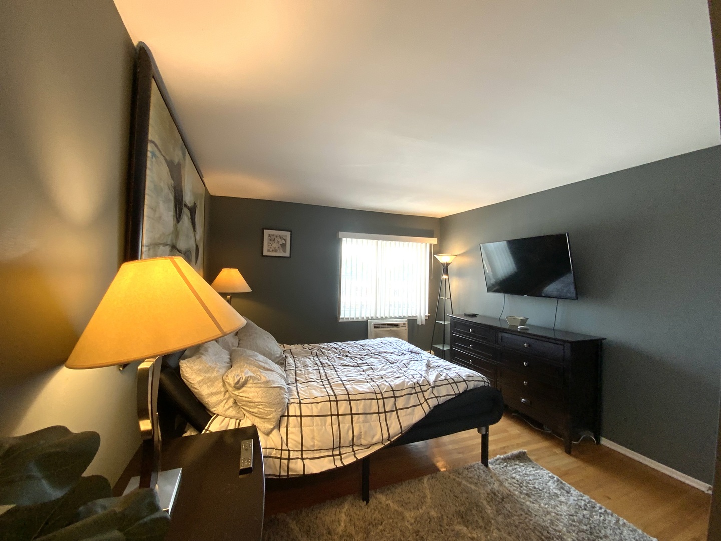 7854 S South Shore Drive 405 Property Photo 16