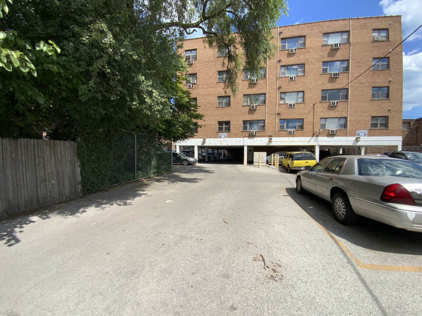 7854 S South Shore Drive 405 Property Photo 28