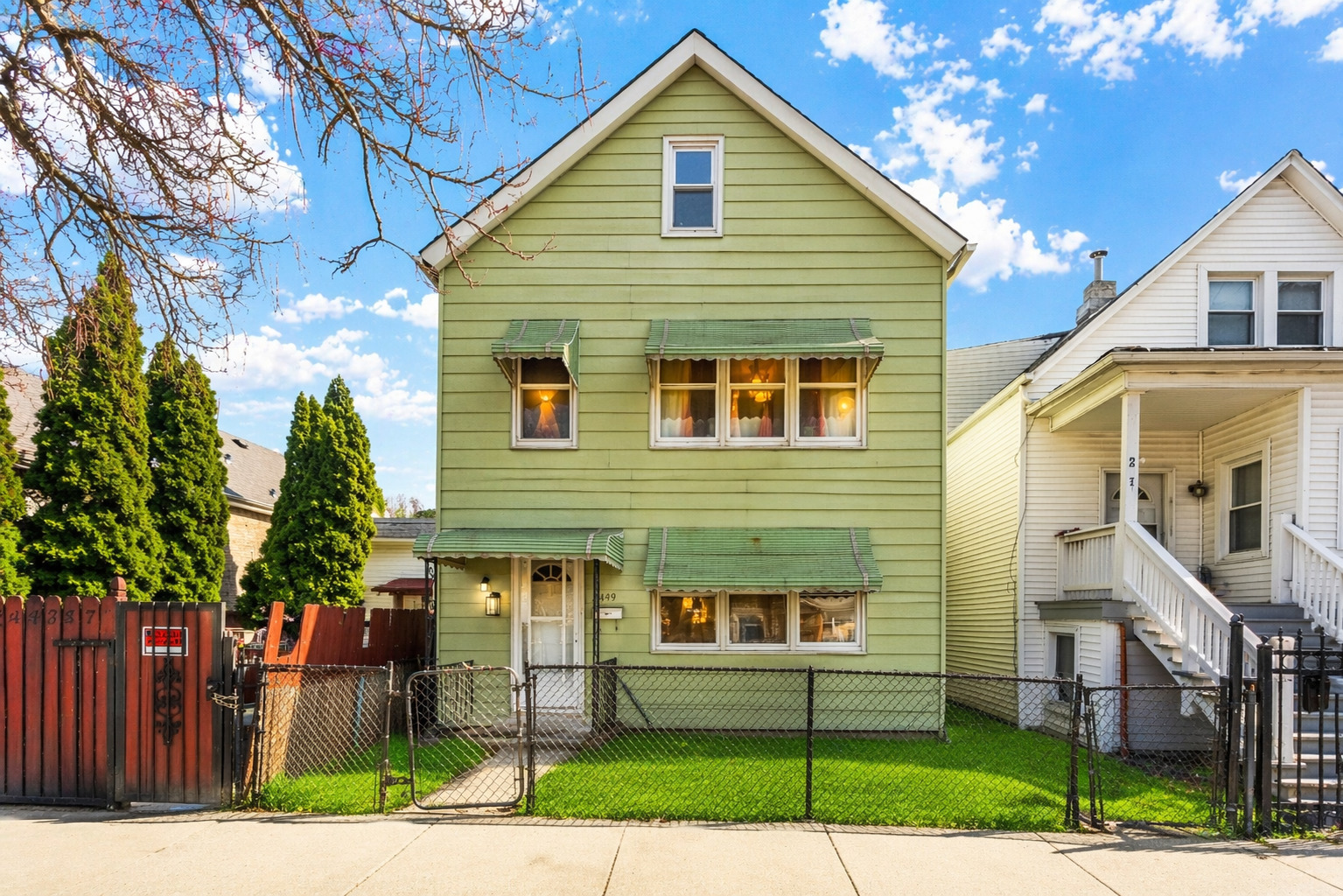 2849 S Kolin Avenue Property Photo 1