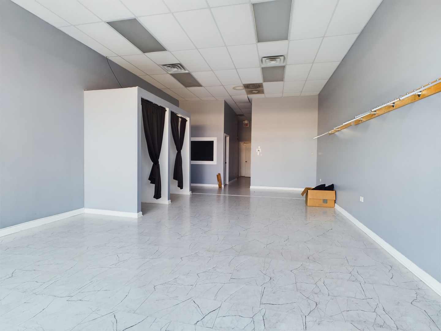 301 W 79th Street Property Photo 4