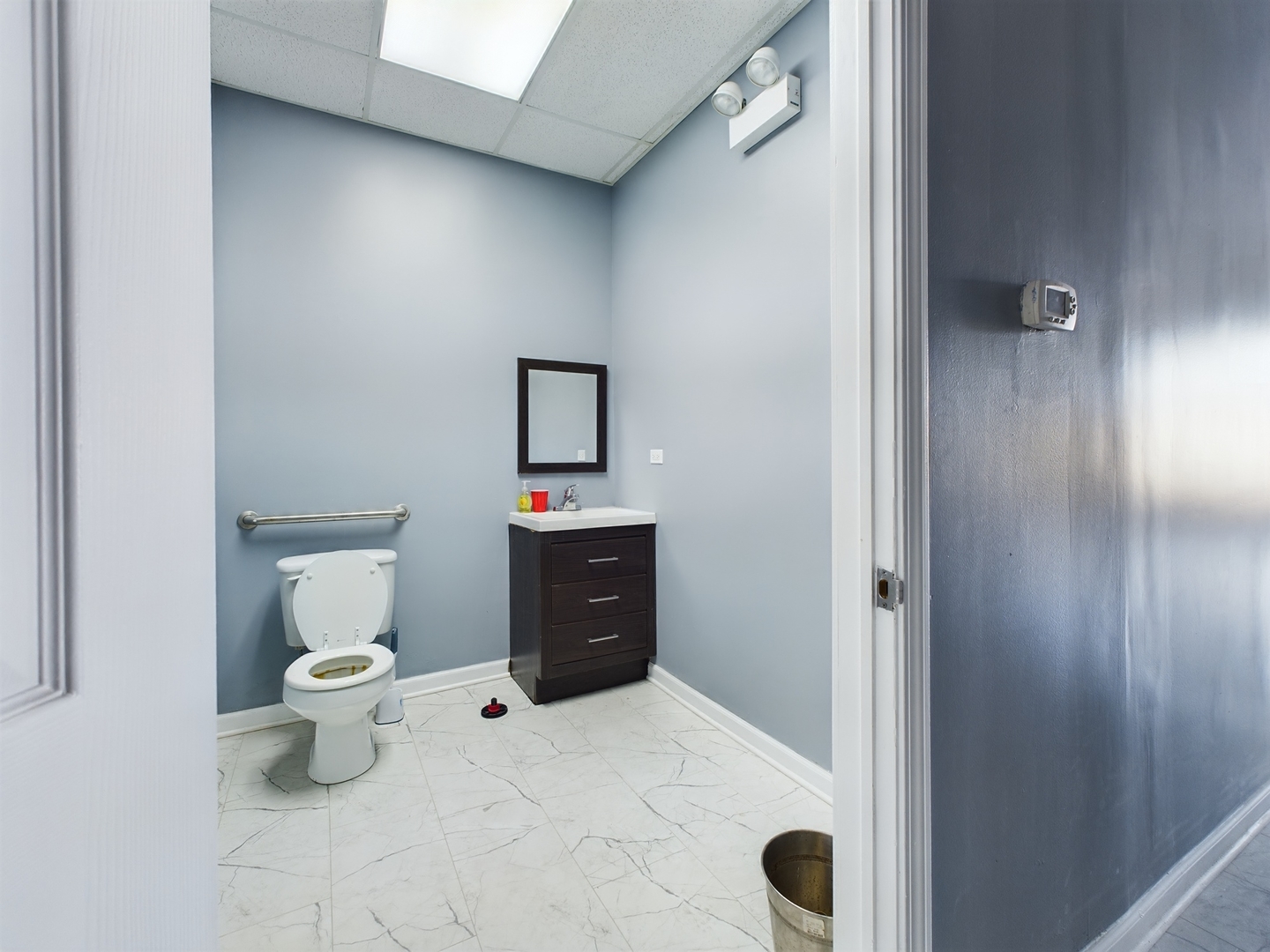 301 W 79th Street Property Photo 5