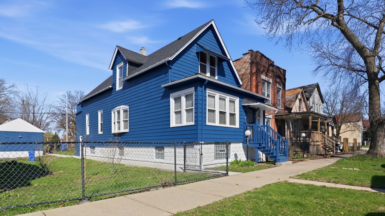 6408 S Aberdeen Street Property Photo 1