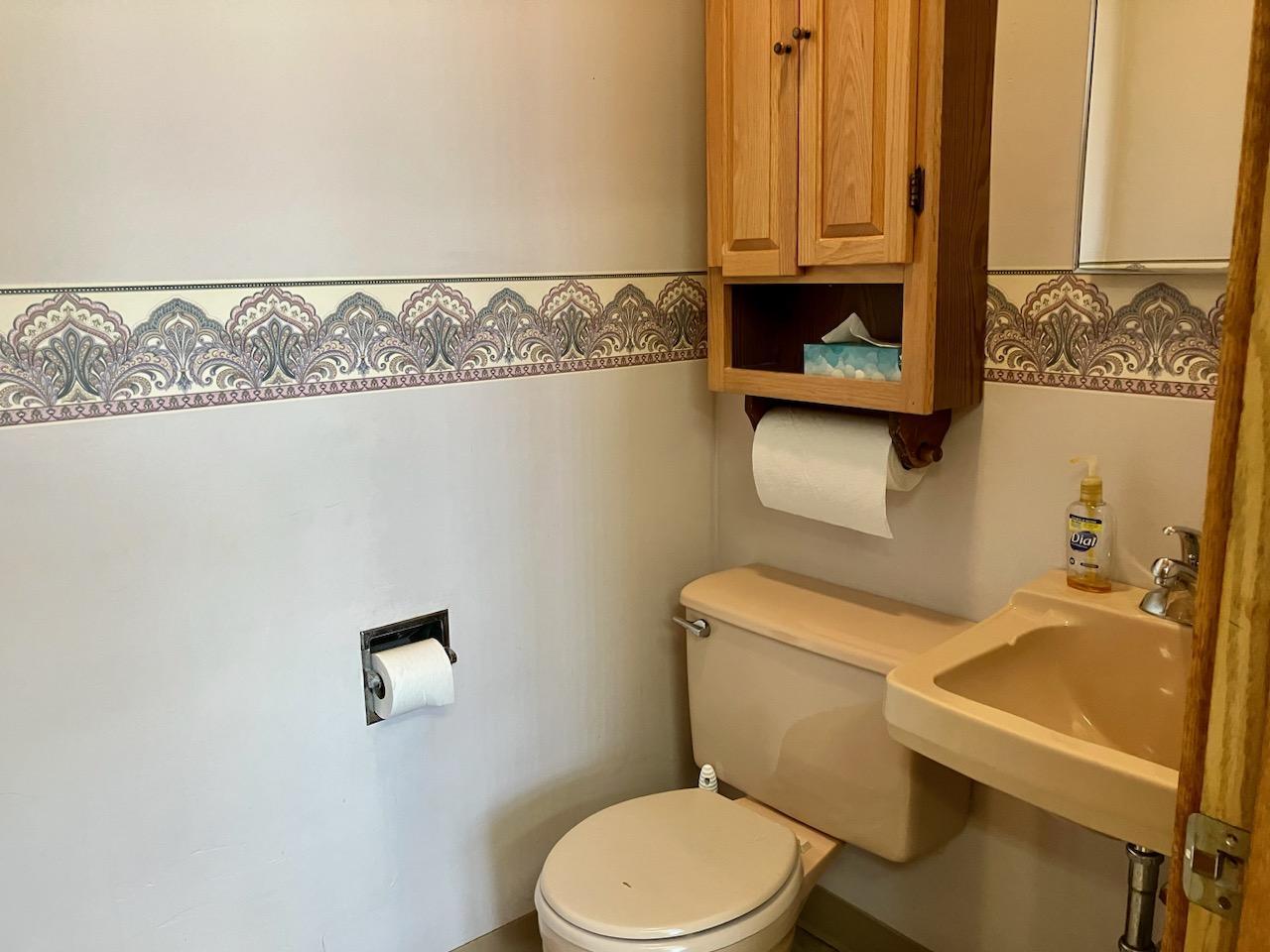 109 N State Street Property Photo 18