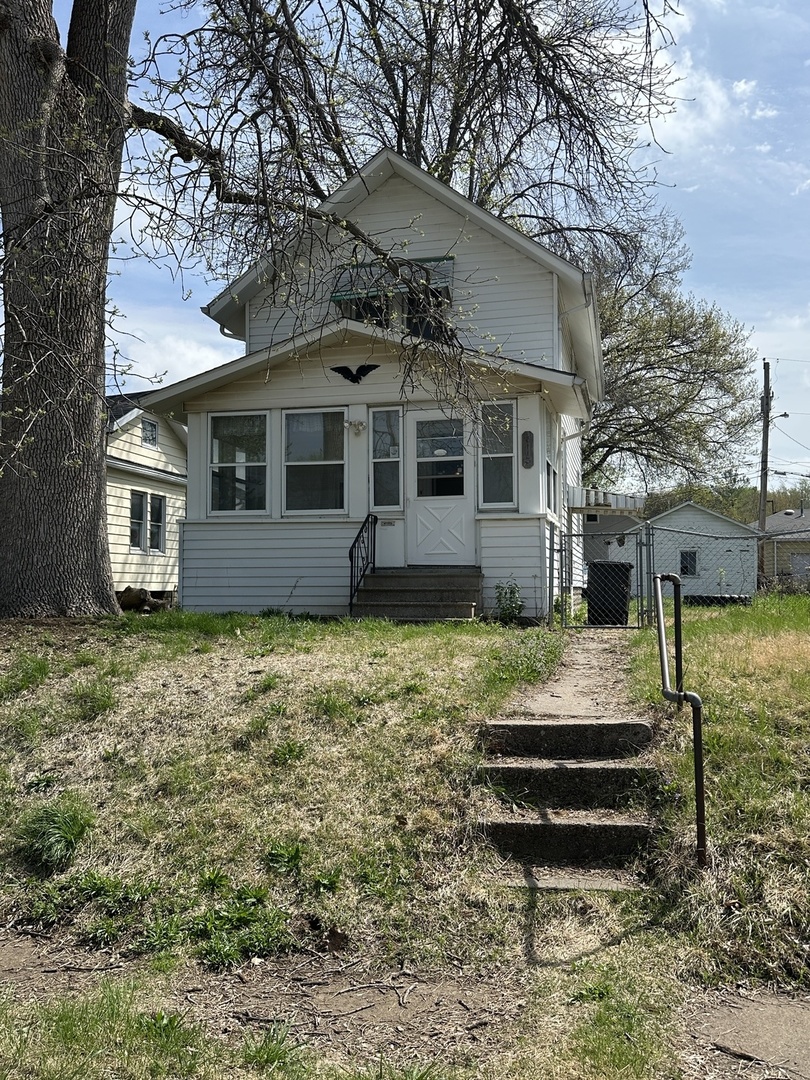 3113 9 1/2 Street Property Photo 2