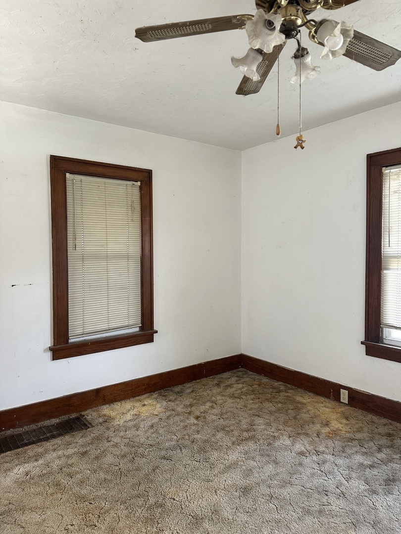 3113 9 1/2 Street Property Photo 6