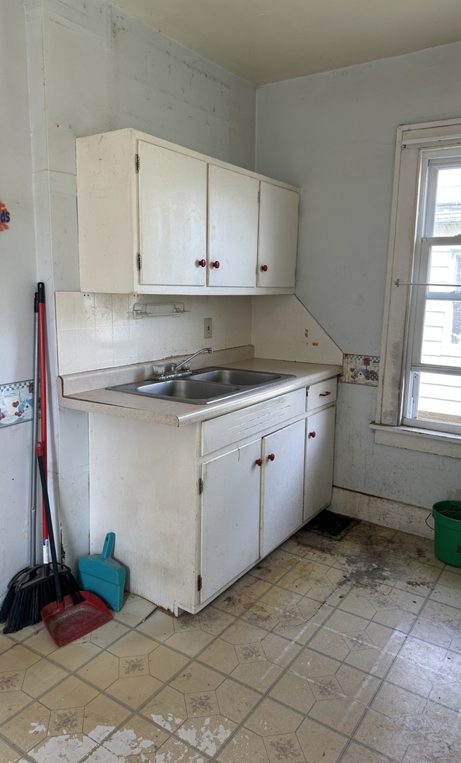 3113 9 1/2 Street Property Photo 8
