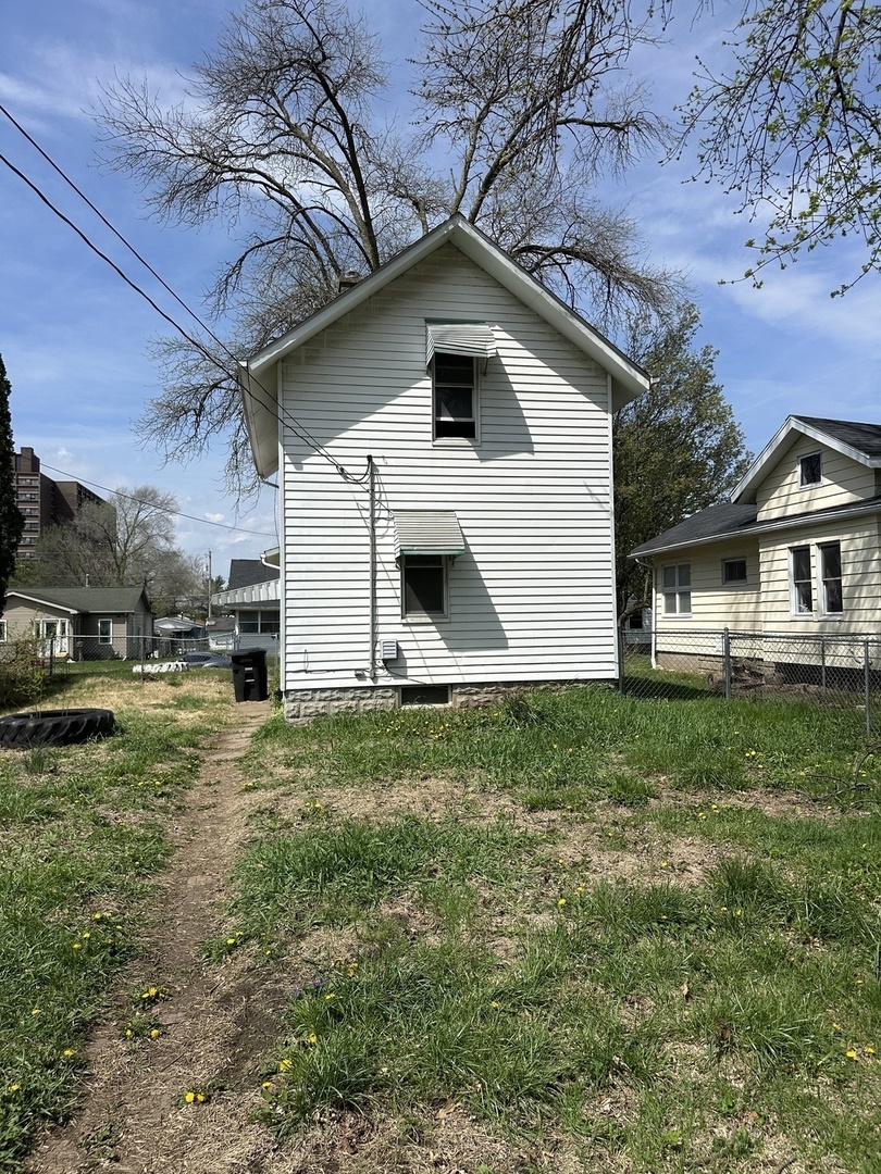3113 9 1/2 Street Property Photo 17