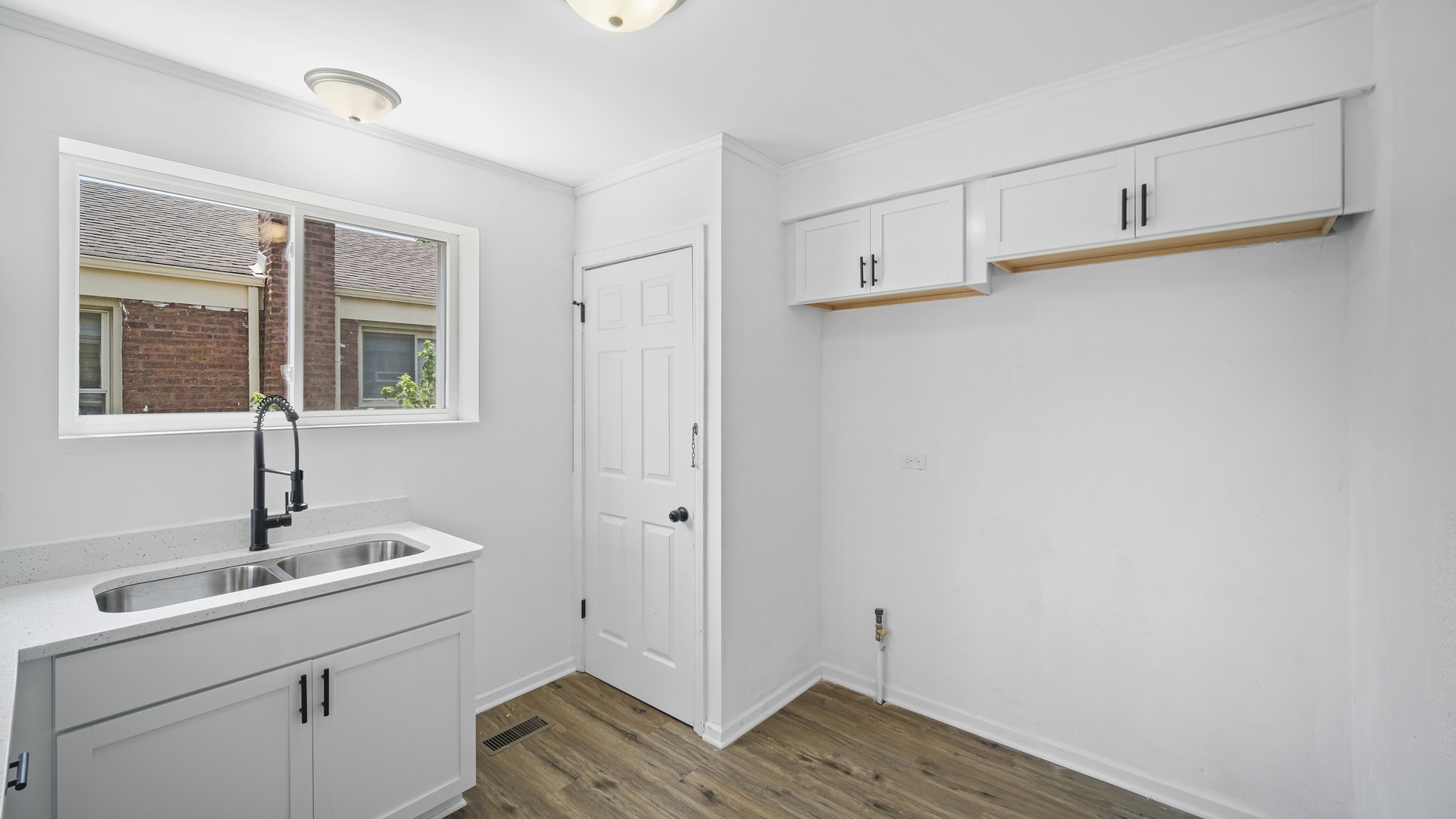 12622515 Property Photo 9