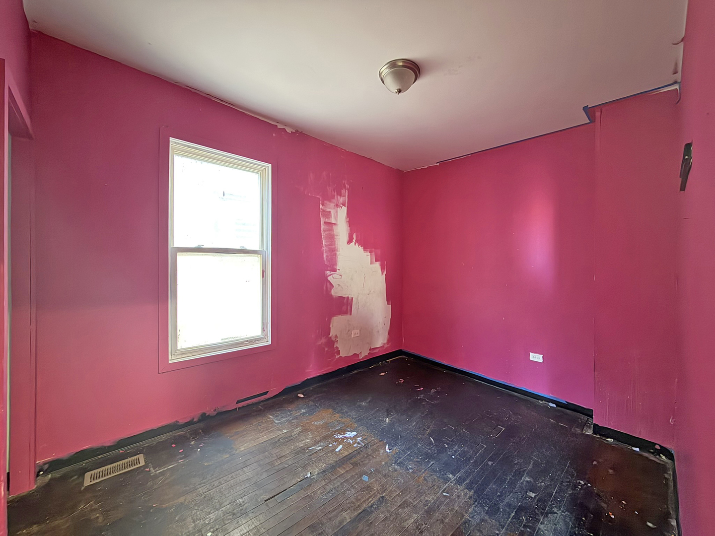 7939 S Escanaba Avenue Property Photo 9