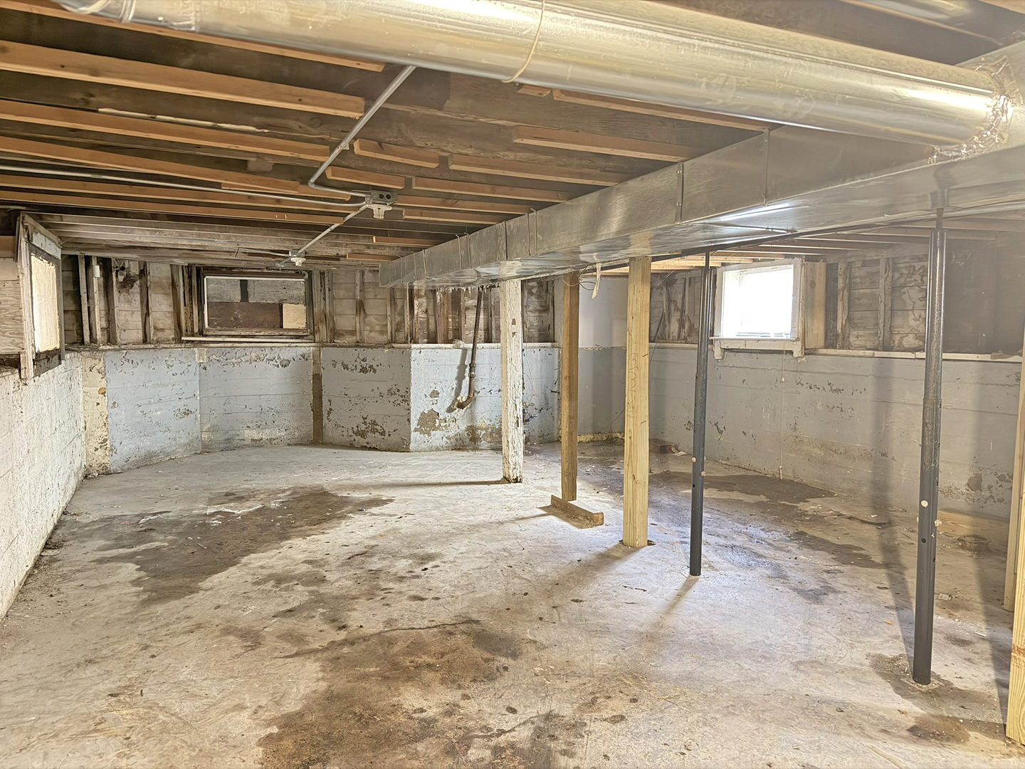 7939 S Escanaba Avenue Property Photo 19