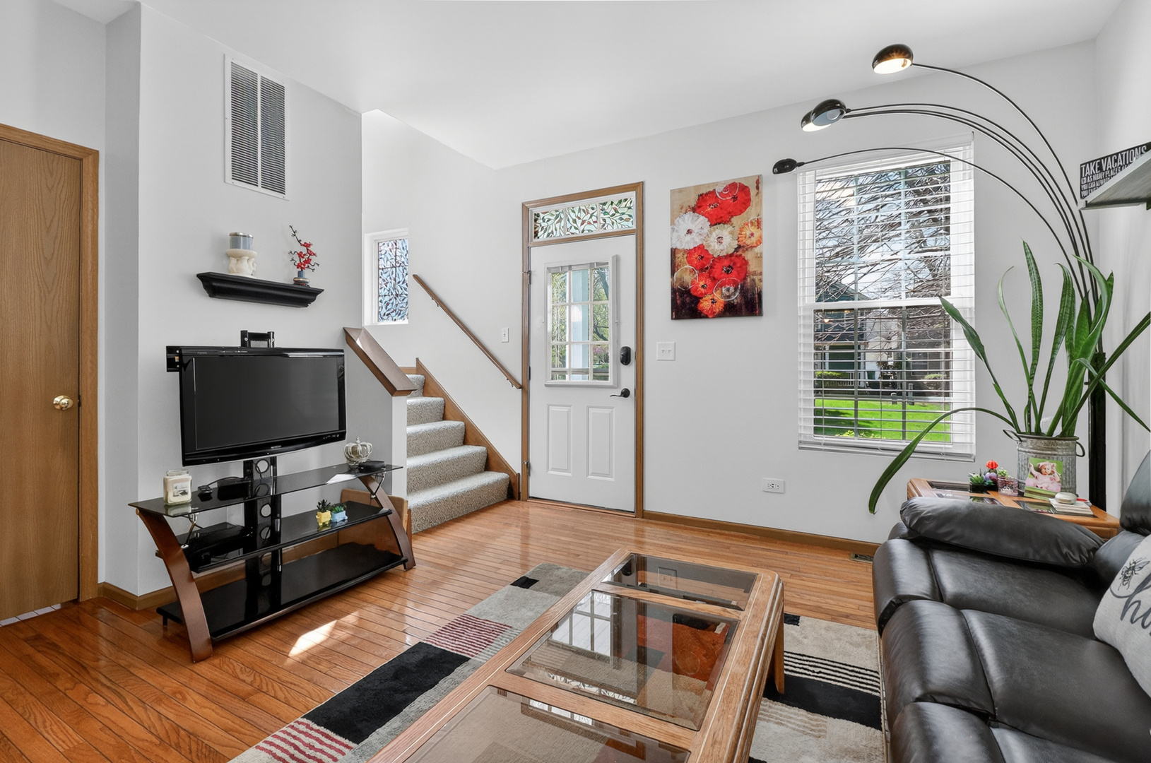 2360 Woodhill Court Property Photo 3