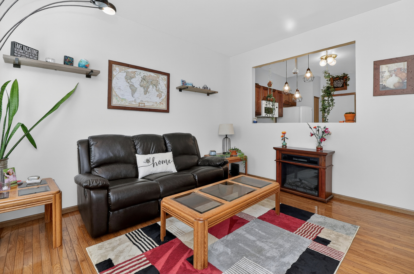 2360 Woodhill Court Property Photo 4