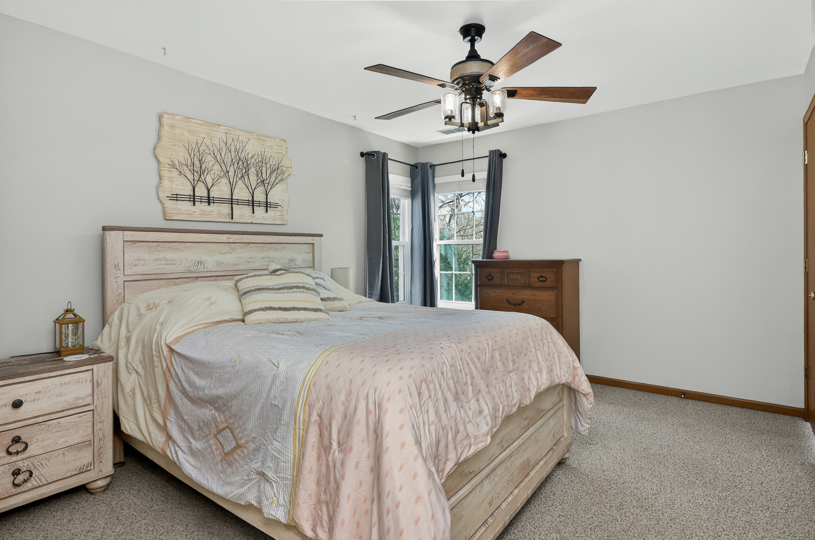 2360 Woodhill Court Property Photo 10