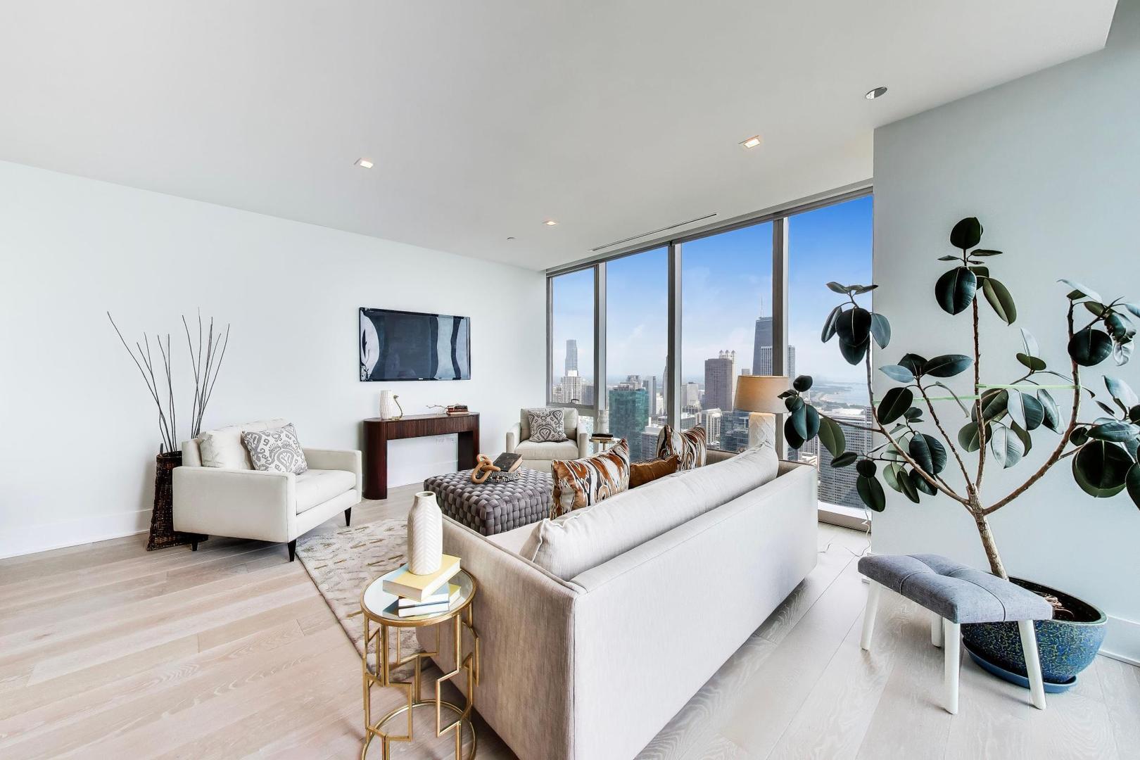 363 E Wacker Drive 5105 Property Photo 19