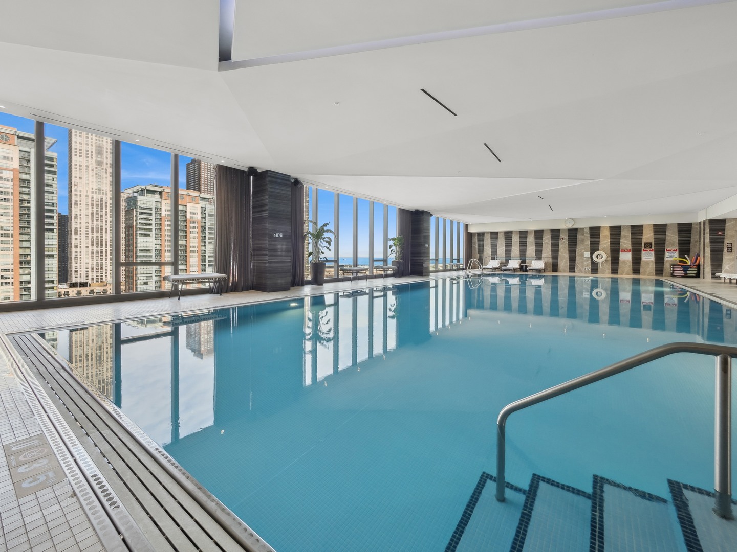 363 E Wacker Drive 5105 Property Photo 55