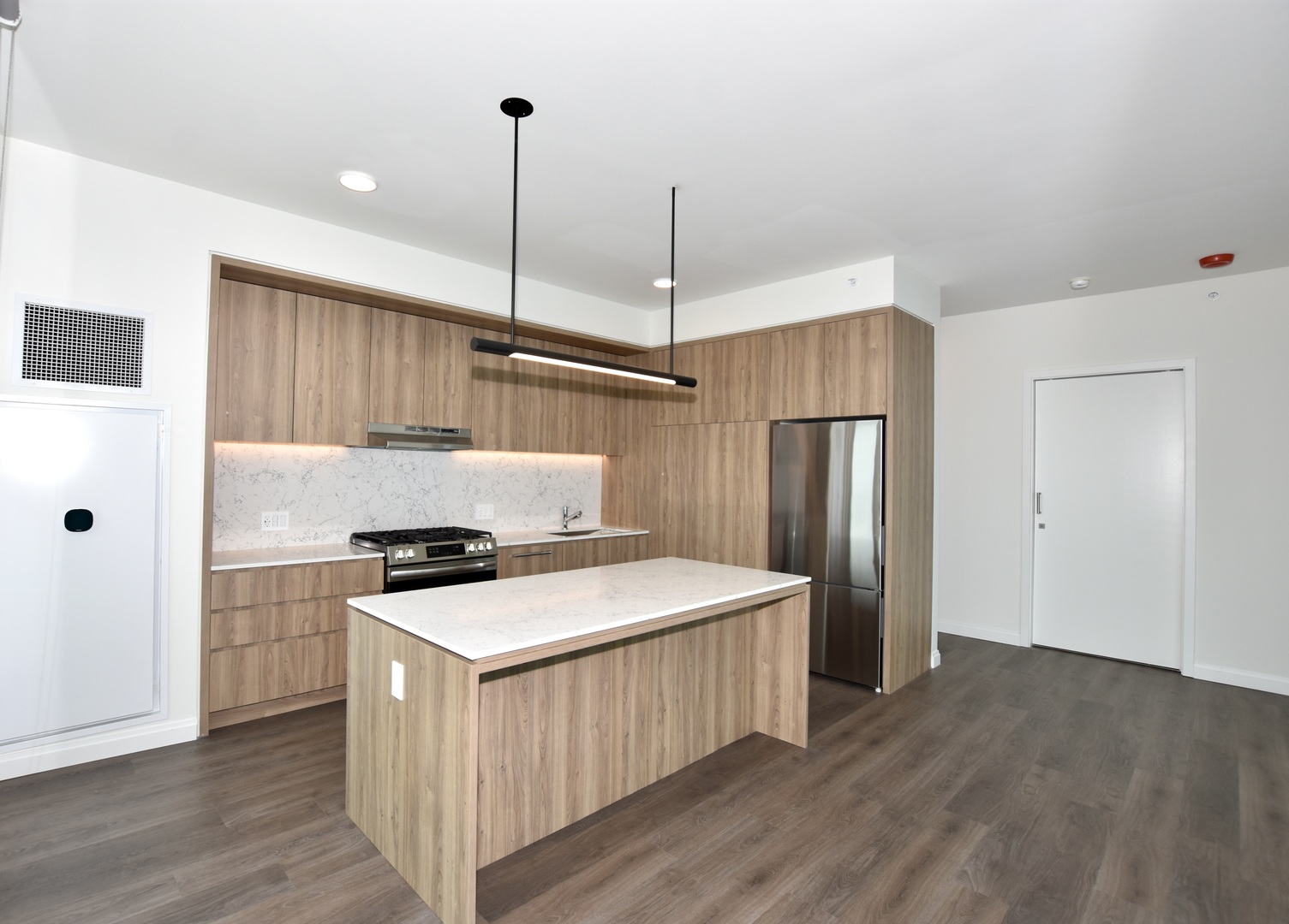 1000 S Michigan Avenue 6705 Property Photo 6