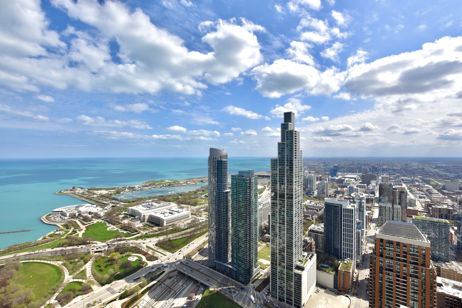 1000 S Michigan Avenue 6705 Property Photo 18