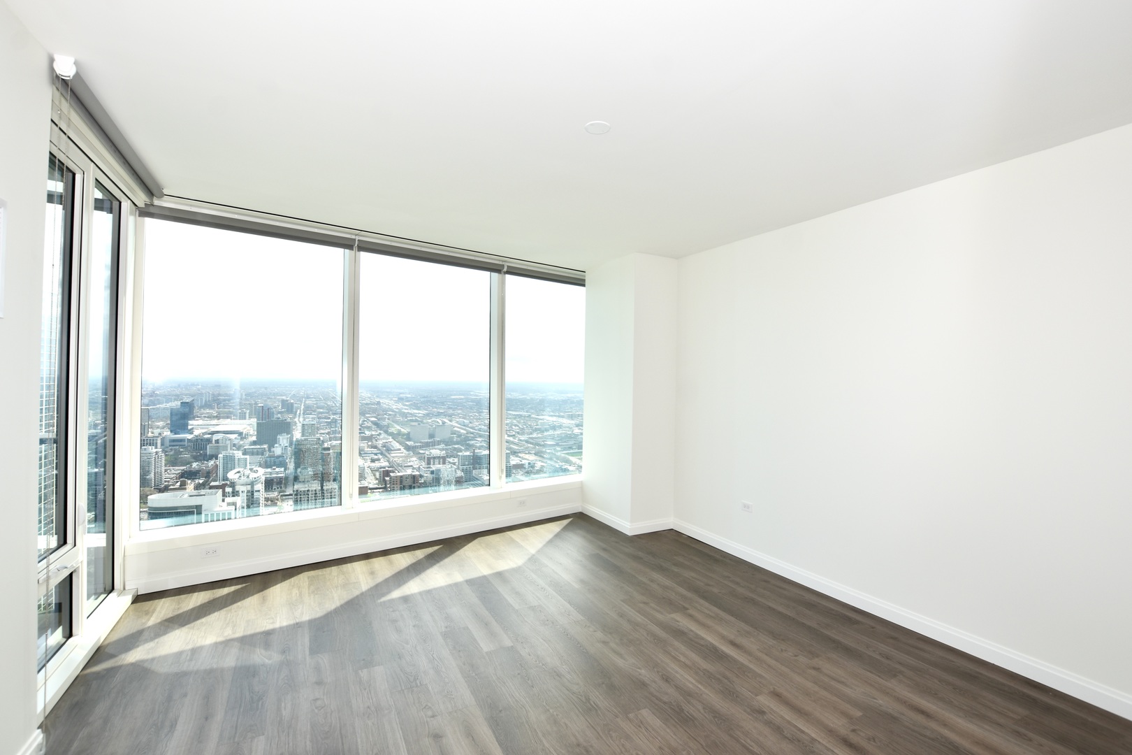 1000 S Michigan Avenue 6705 Property Photo 20