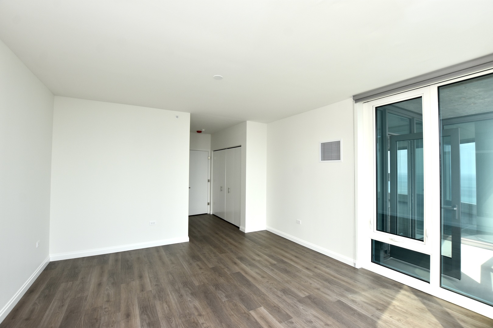 1000 S Michigan Avenue 6705 Property Photo 22