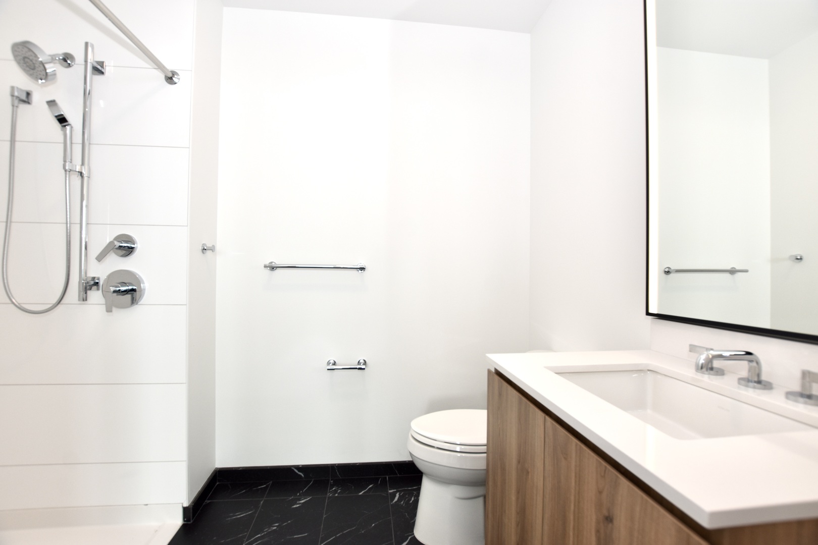 1000 S Michigan Avenue 6705 Property Photo 31